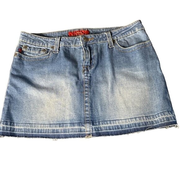 YMI Women Distressed Denim Short Skirt Size 13 Sku 1062 - Picture 6 of 12